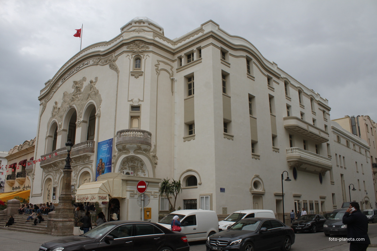 Тунис. Муниципальный театр.