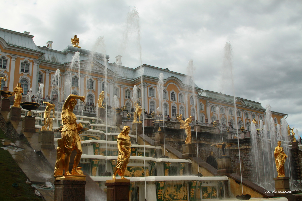 Фонтаны "Большого каскада"