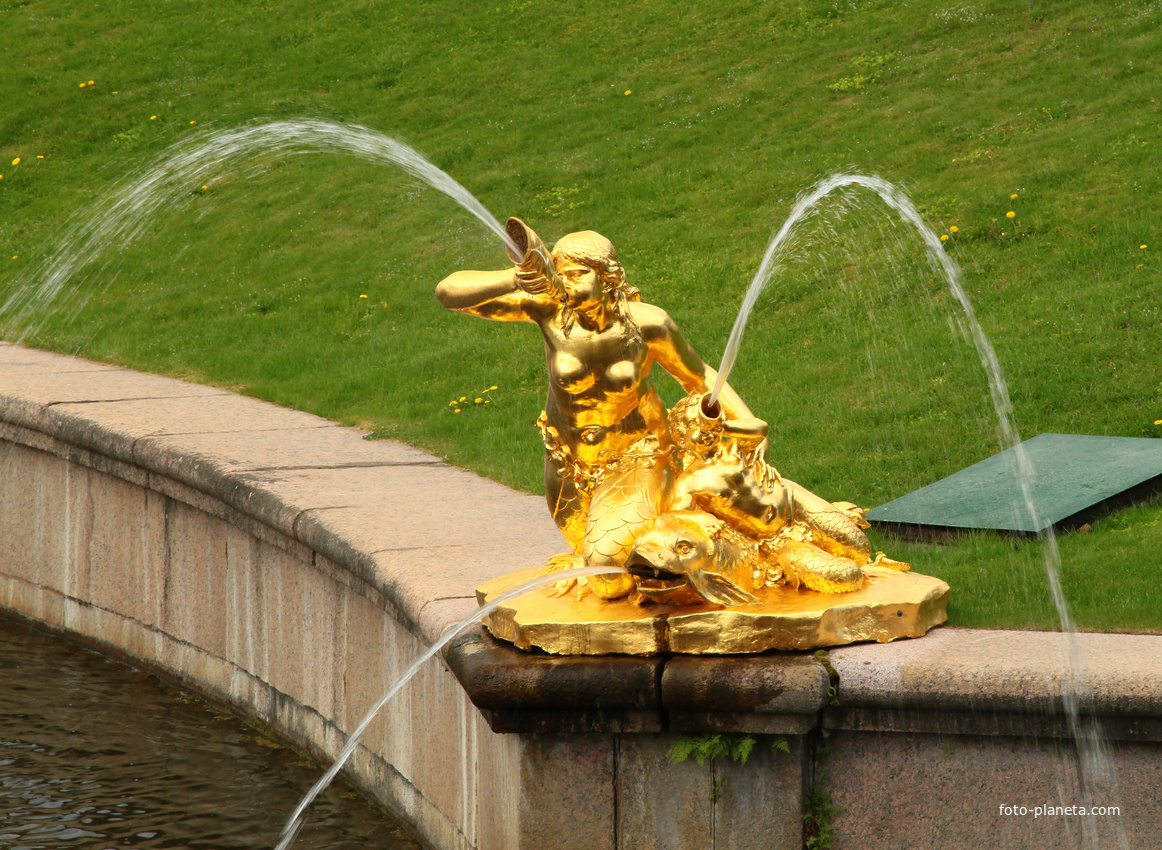 Фонтаны "Большого каскада"