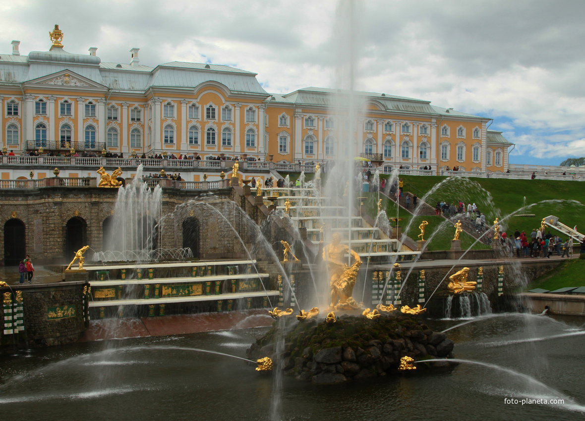 Фонтаны "Большого каскада"