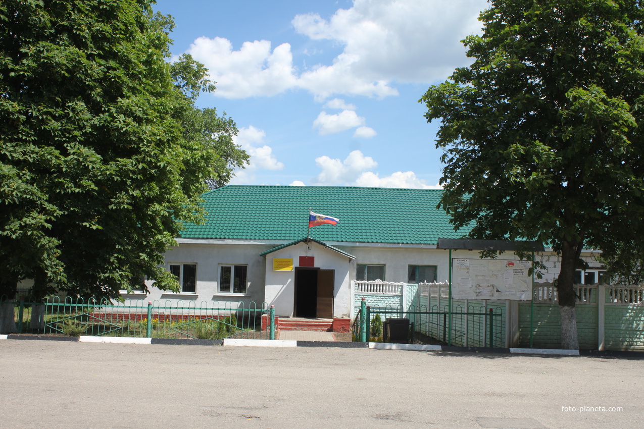 Яковлевский округ. Смородино Белгородская область Яковлевский район. Село Смородино Яковлевский район. Село Смородино Белгородской области Яковлевский. Дом культуры в Смородино Яковлевский район.