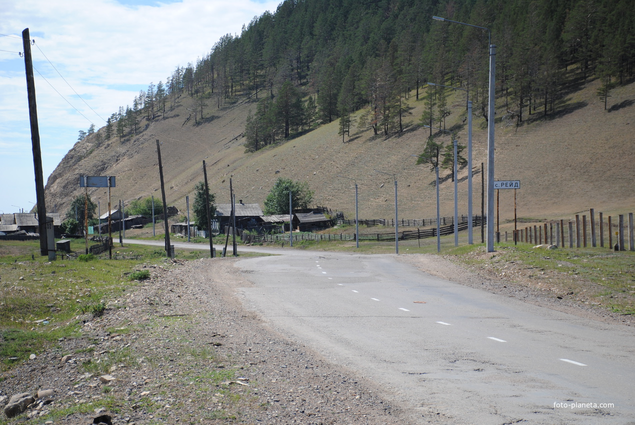 Въезд в село со стороны райцентра Турунтаево.