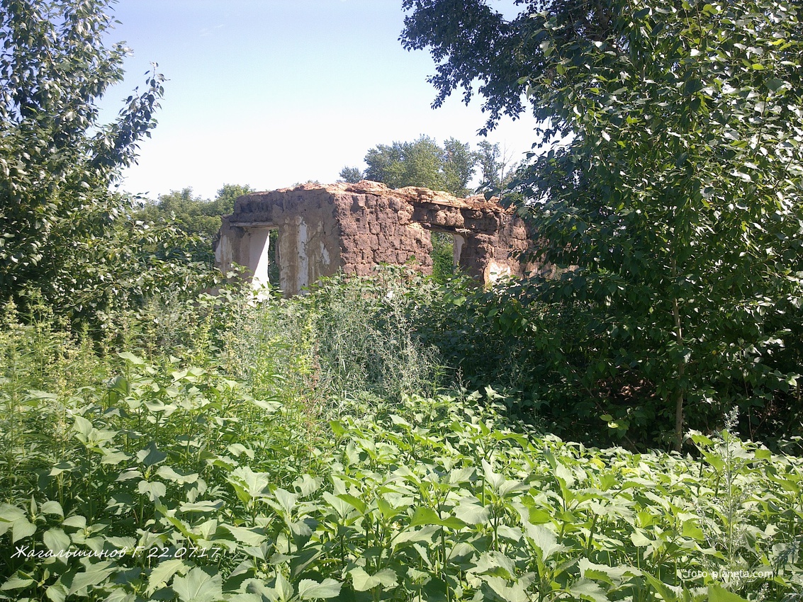 Улицы и дома Карабутака.