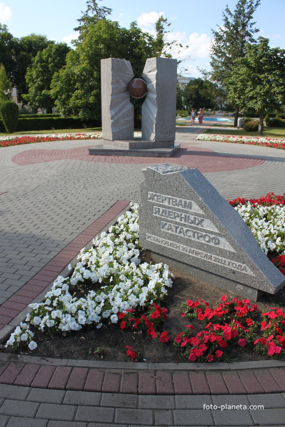 Тамбов. Памятник жертвам ядерных катастроф.