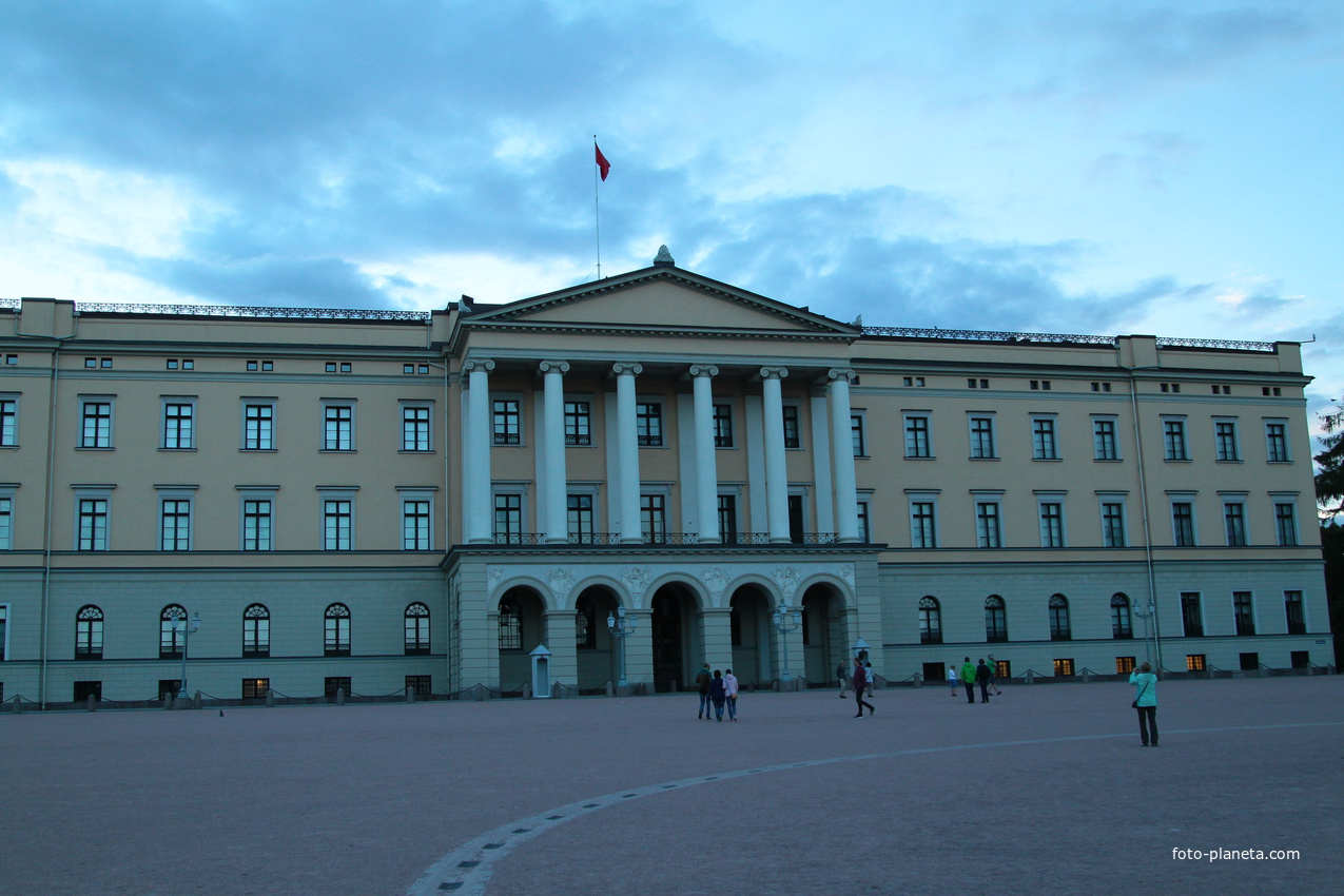 Королевский дворец