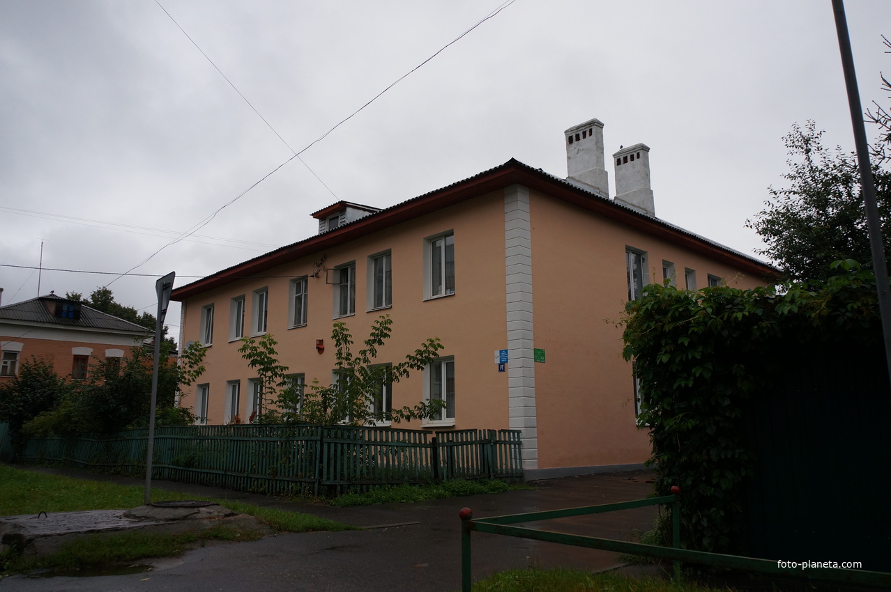 Полянская улица