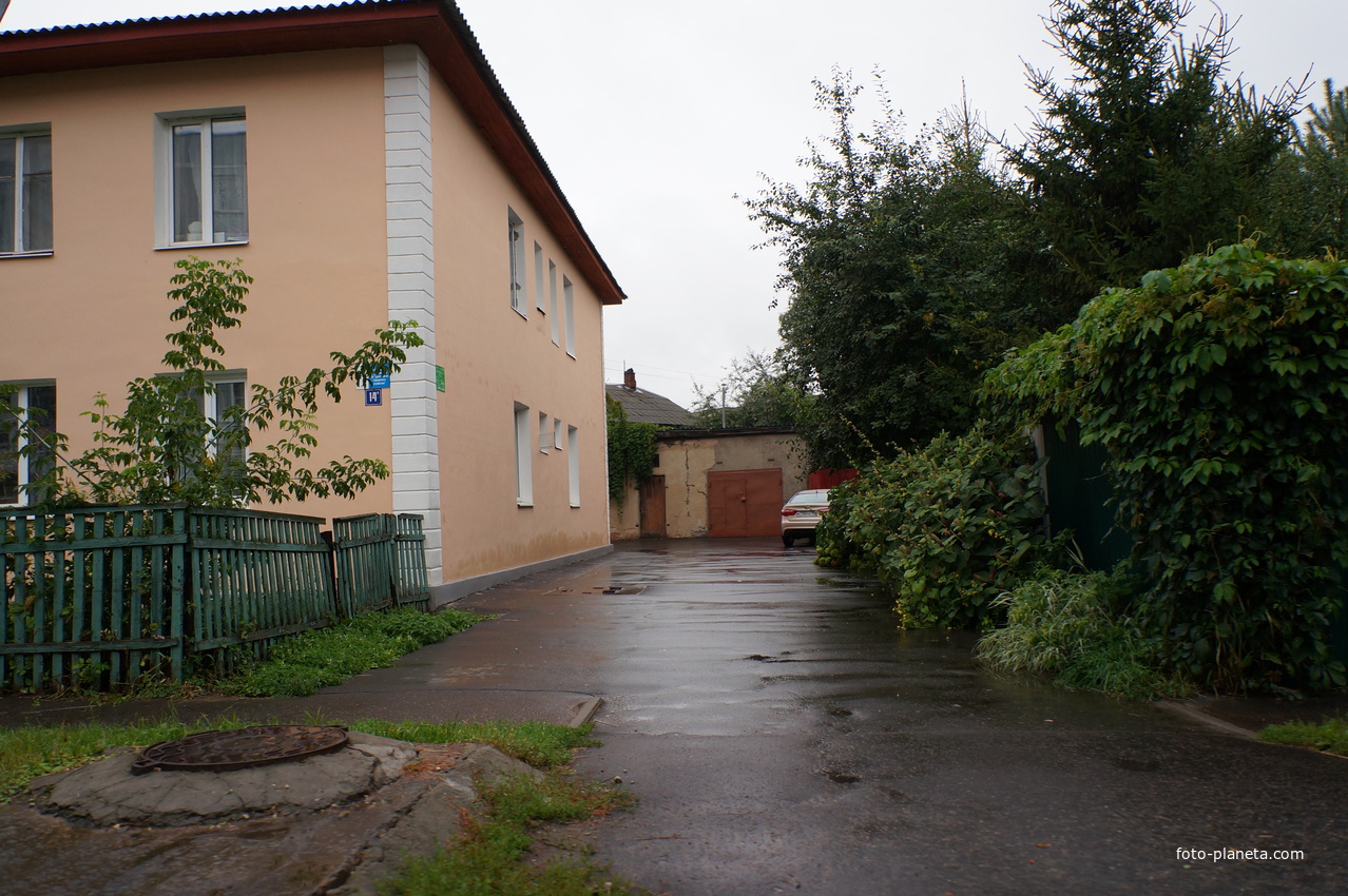 Полянская улица