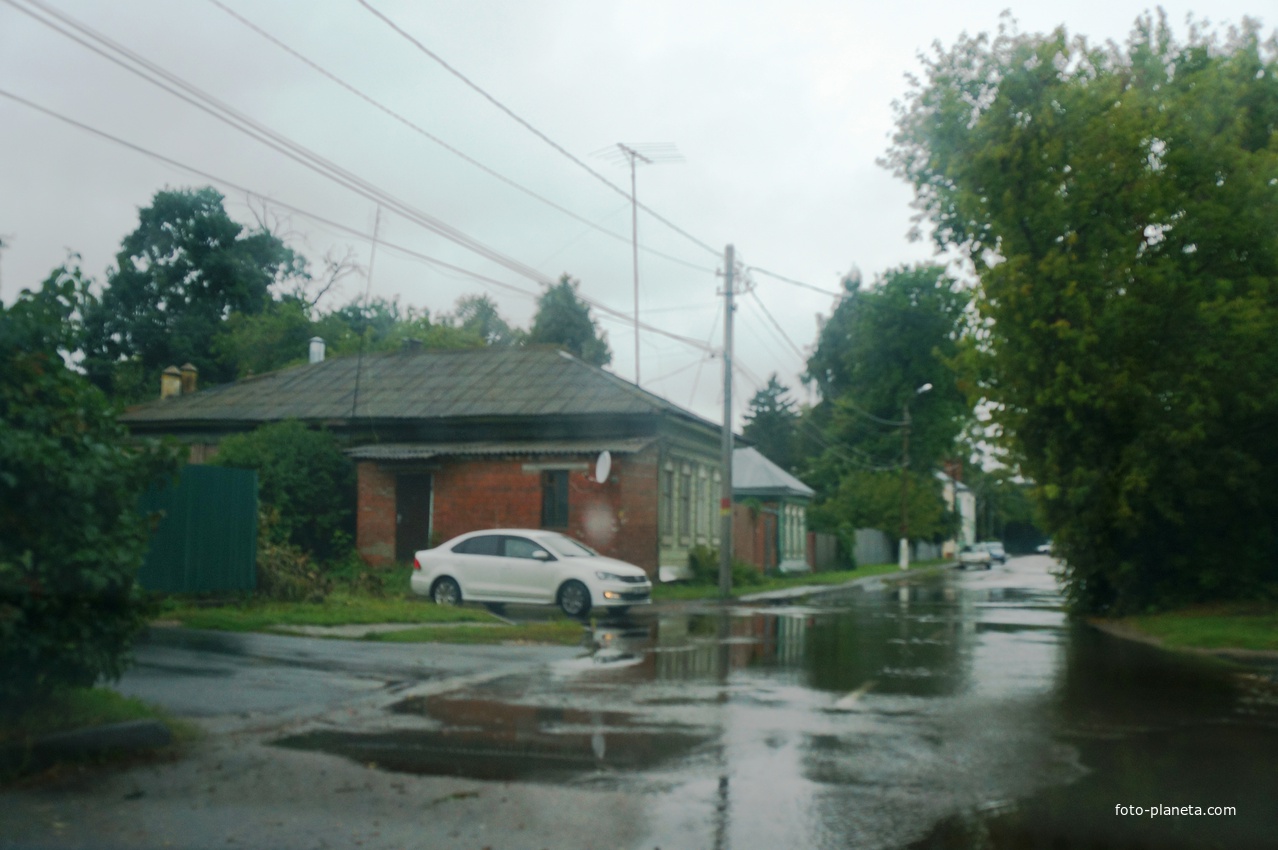 Полянская улица