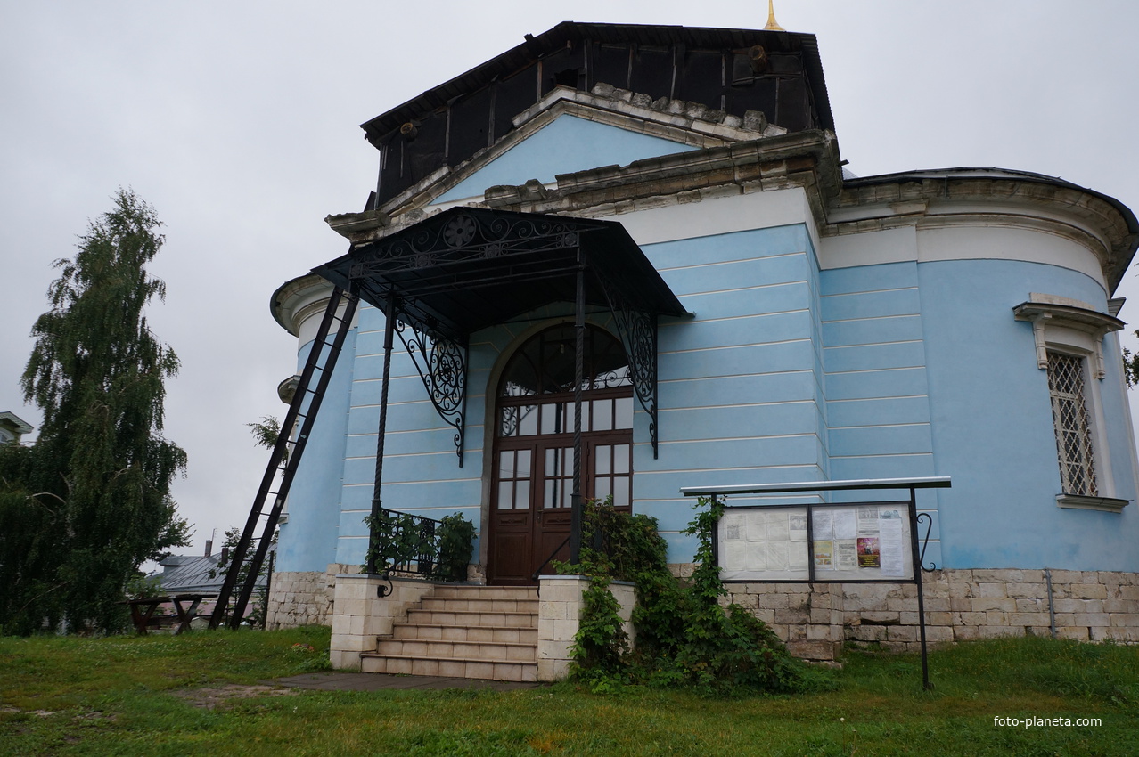 Покровская церковь