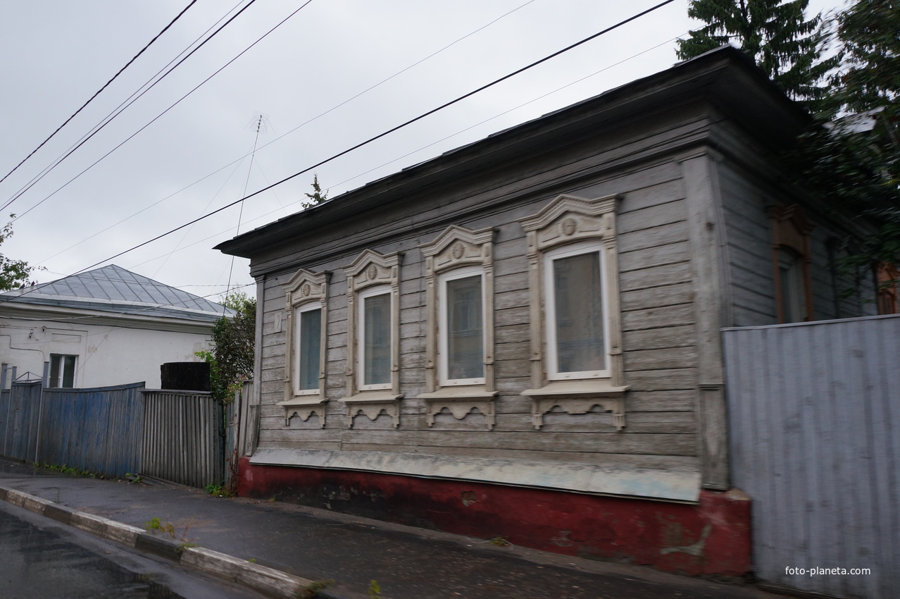 Красногвардейская улица