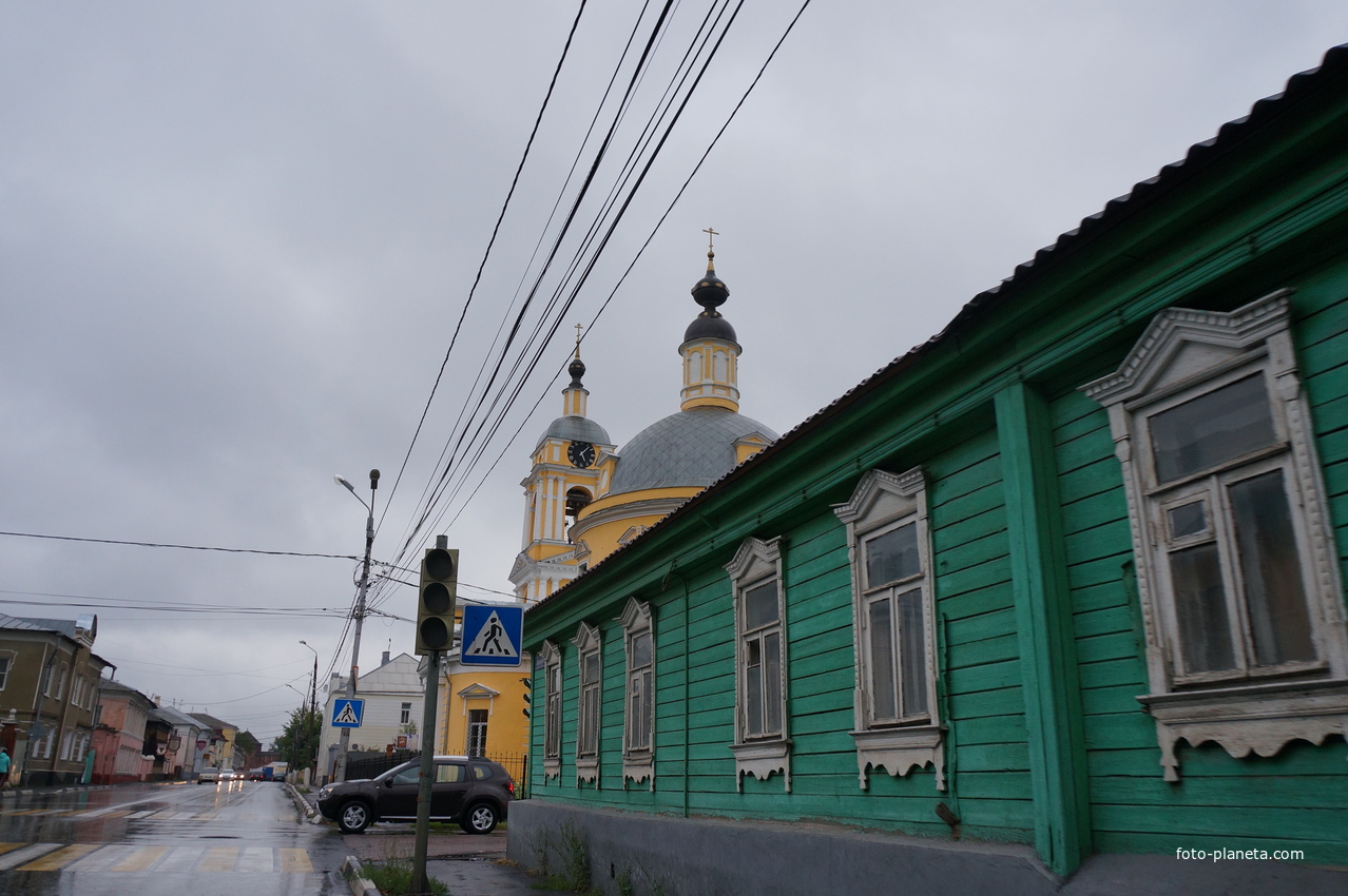 Красногвардейская улица