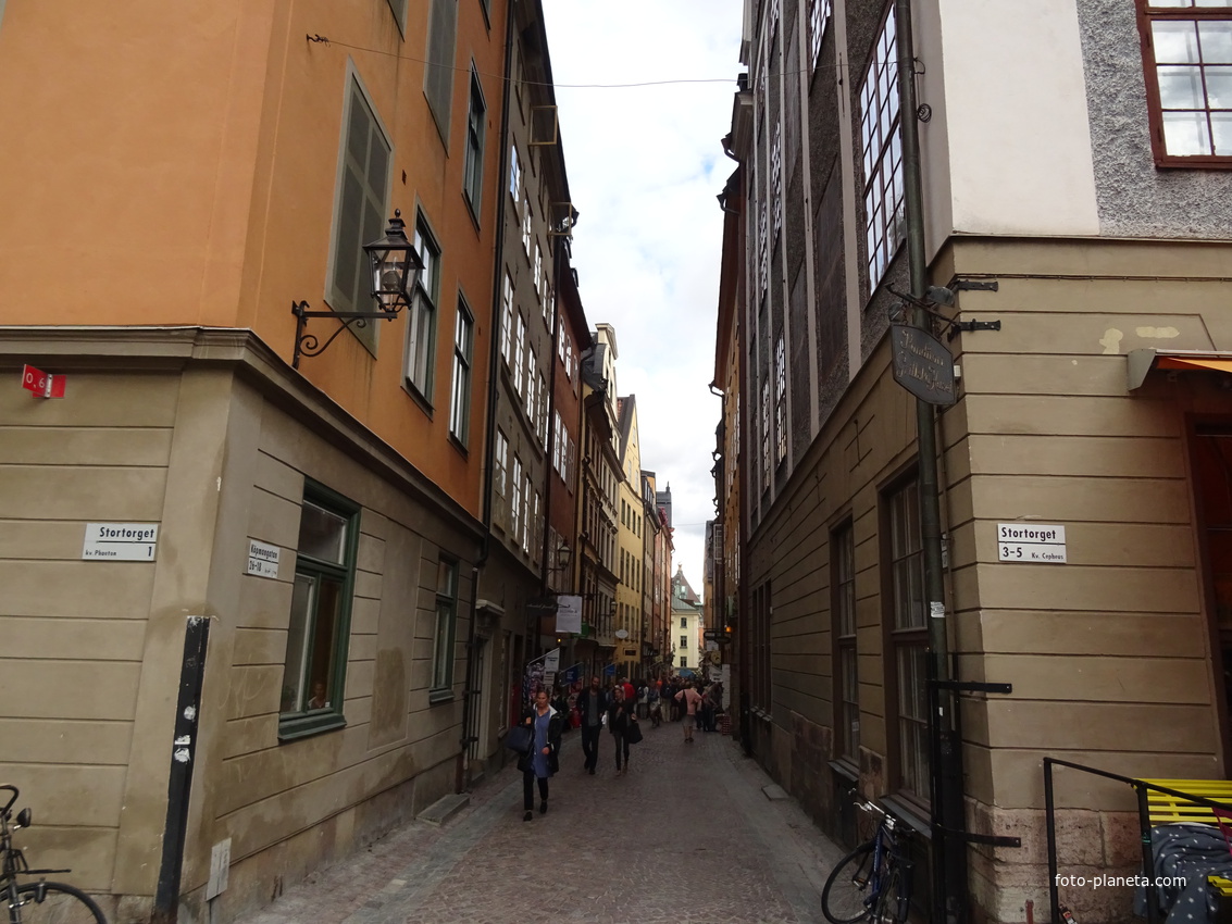 Улица Кёпмангатан