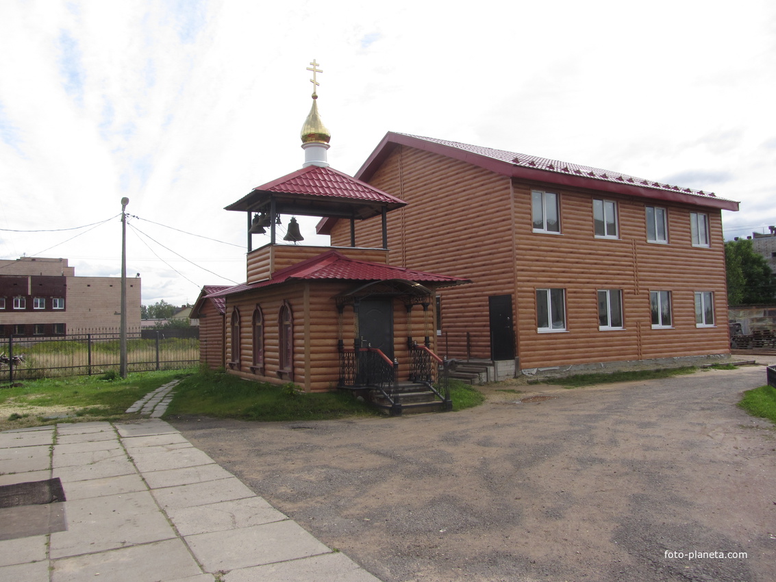 Коммунар. Церковь Владимира равноапостольного