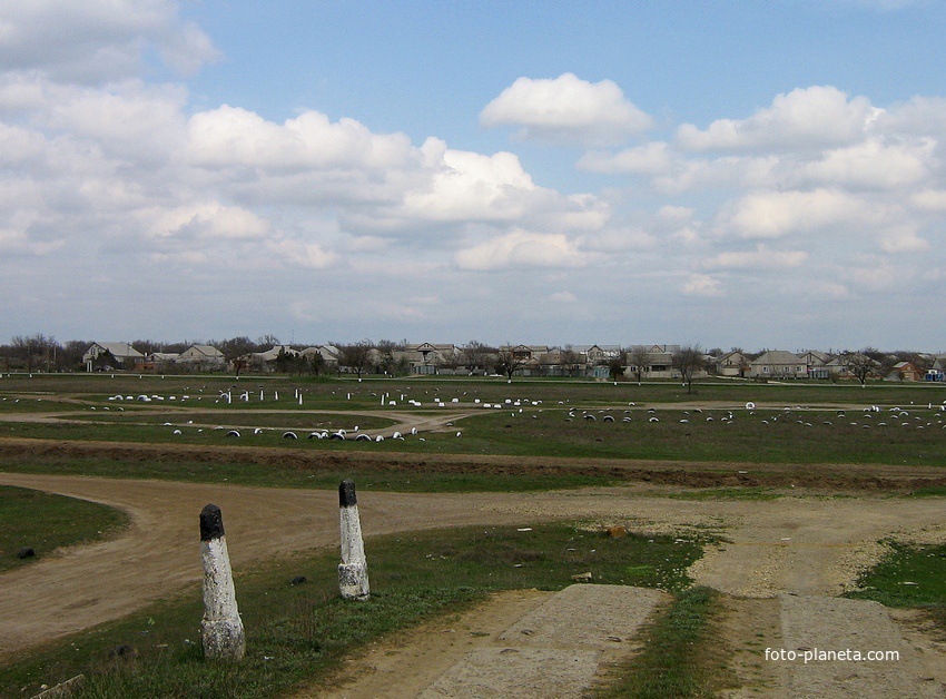 Вид на пл.Колхозную с западной стороны. 17.04.2009г.