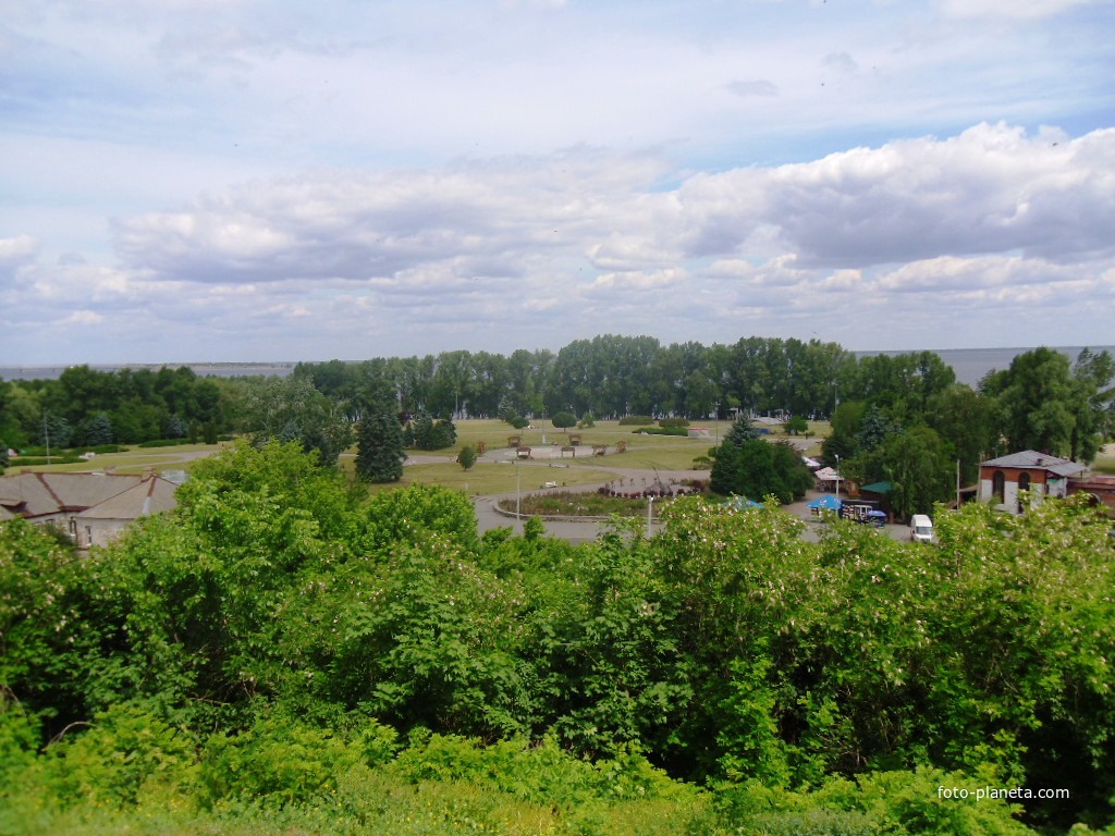 Вид  с парка им Богдана Хмельницкого.