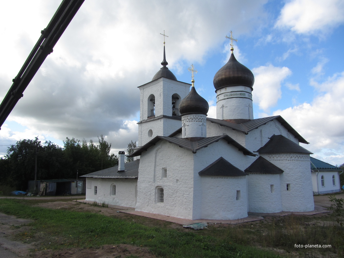 Остров. Церковь Николая Чудотворца 1543г.