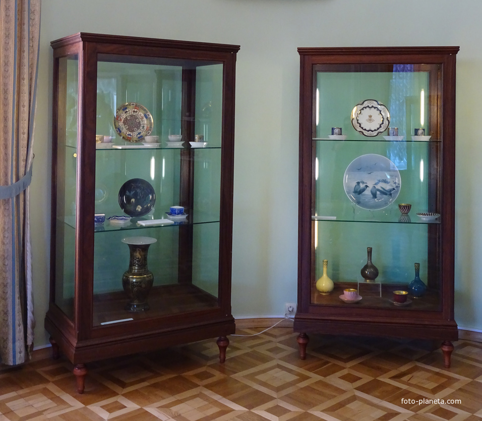 Гатчинский дворец. Фарфоровый кабинет.