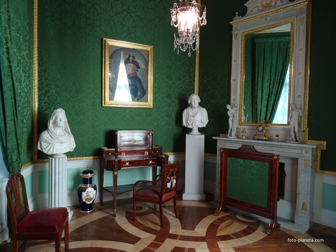 Гатчинский дворец. Башенный кабинет.