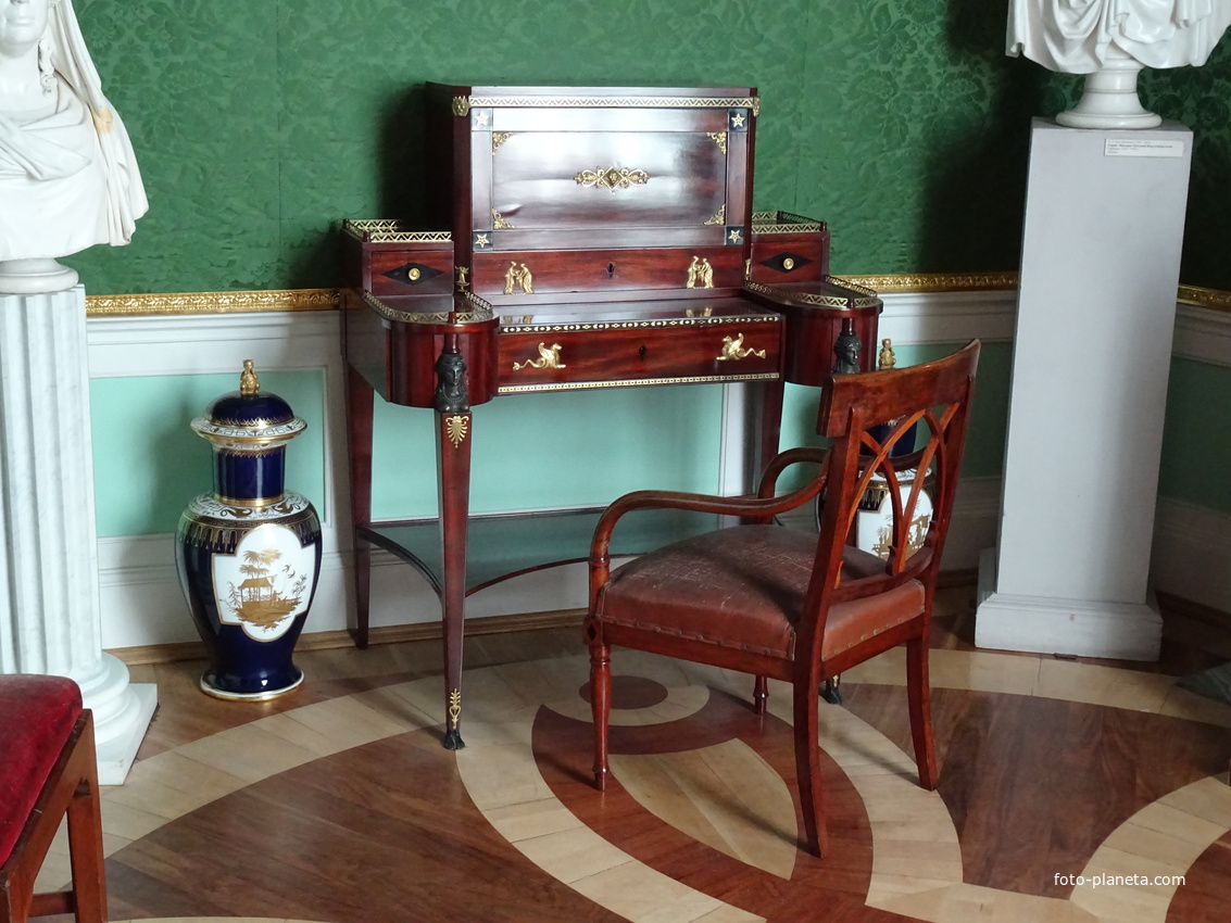 Гатчинский дворец. Башенный кабинет.