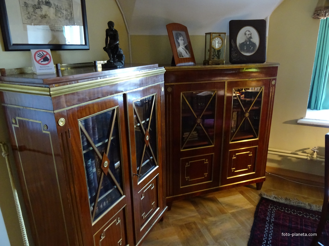 Гатчинский дворец. Кабинет императора Александра III.