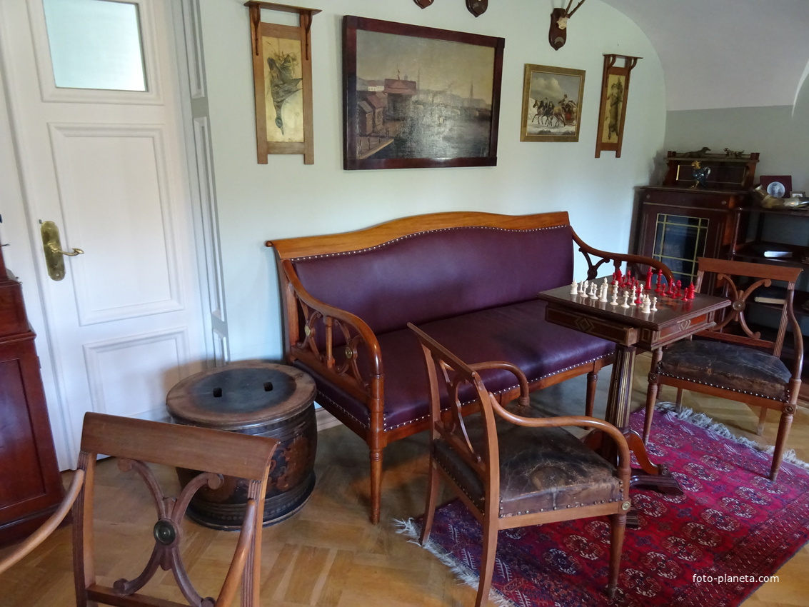 Гатчинский дворец. Кабинет великих князей Николая Александровича и Георгия Александровича.