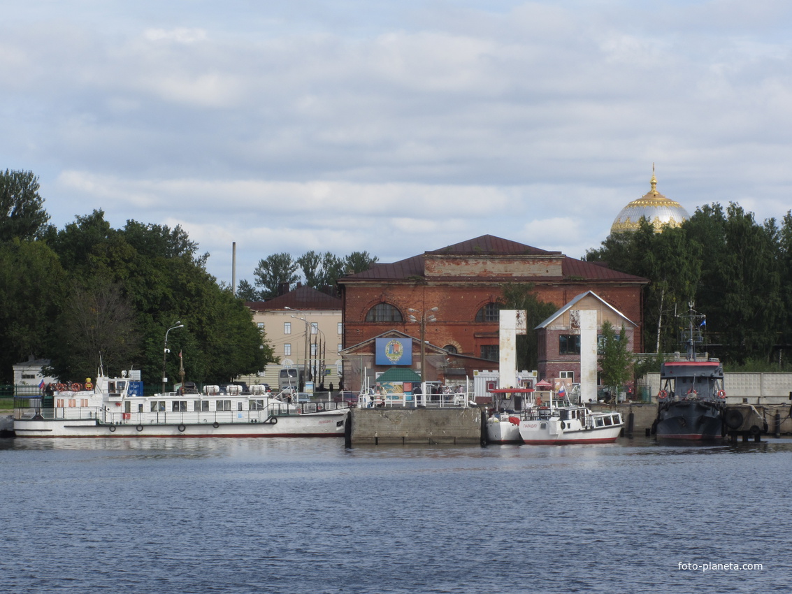 Петровская гавань