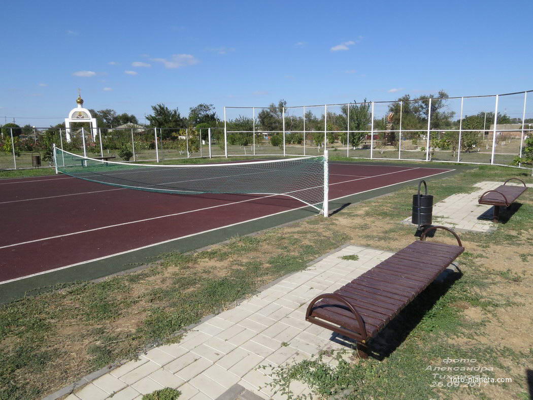 Теннисный корт в Кучманском парке
