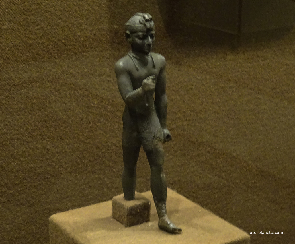 Зал Древнего Египта. Статуэтка эфиопского царя.