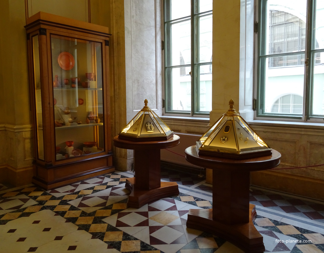 Помпеянский зал