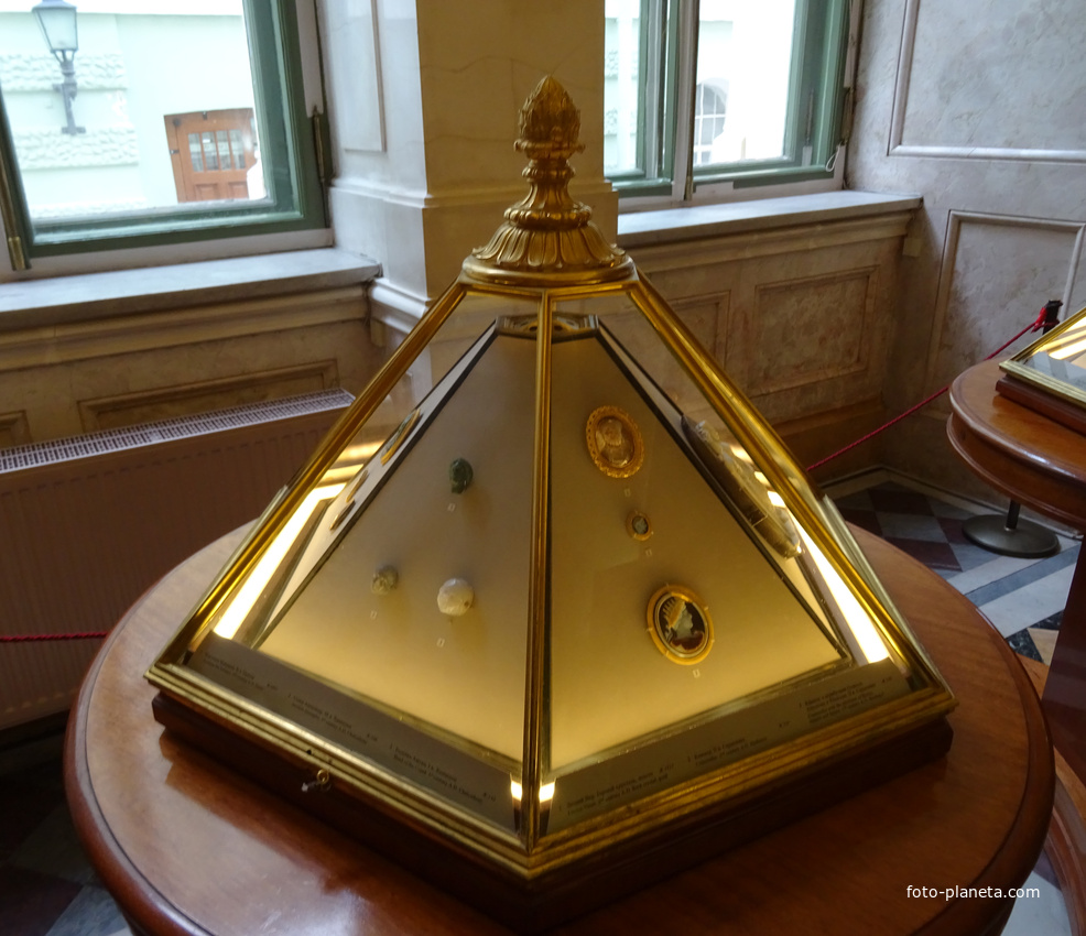 Помпеянский зал