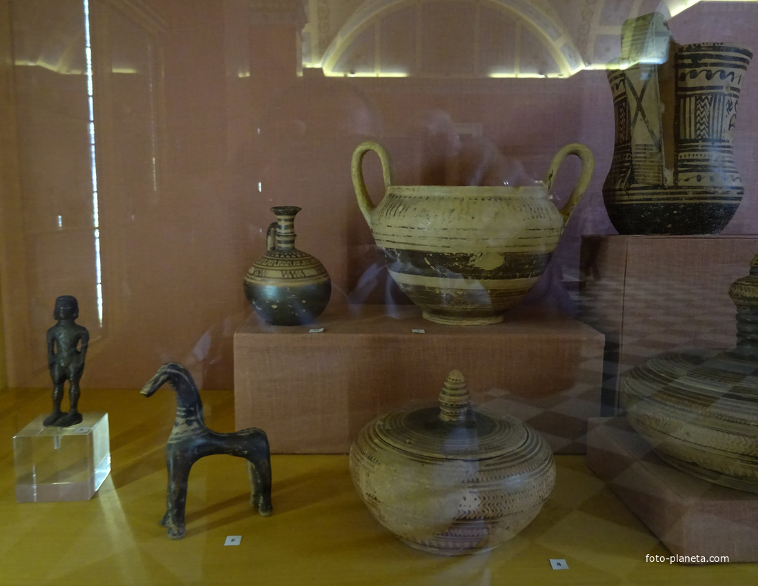 Зал искусства Древней Греции. Экспонаты.