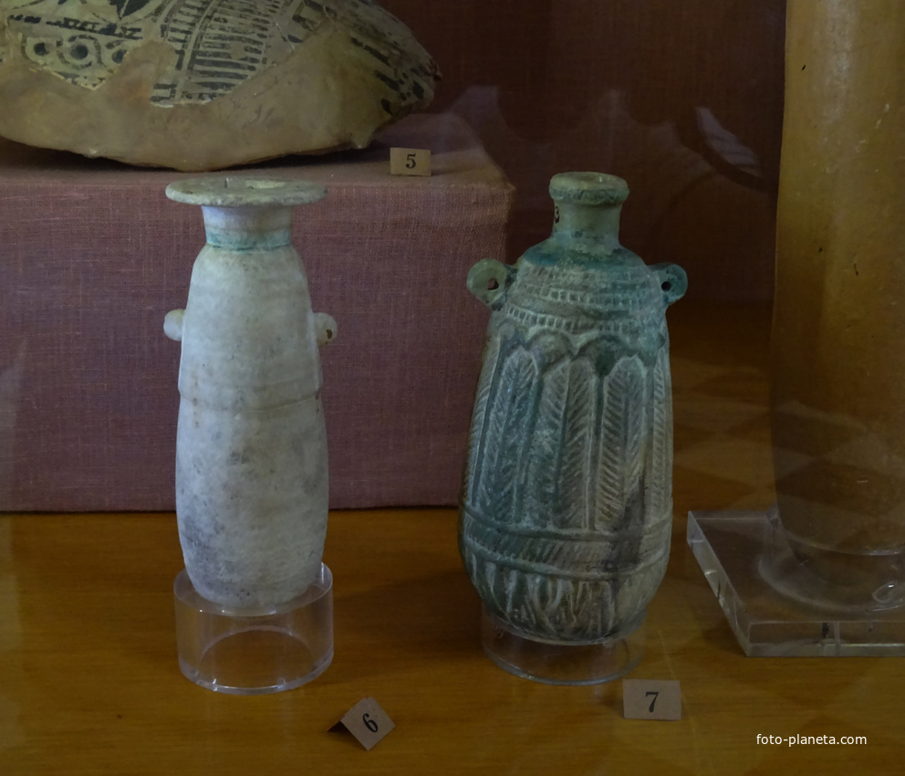 Зал искусства Древней Греции. Алабастры.