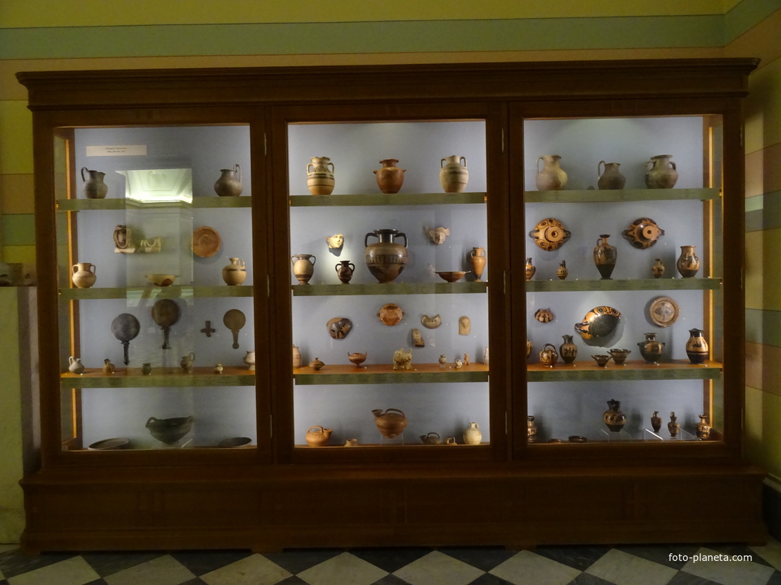 Зал культуры и искусства античных городов Северного Причерноморья. Экспонаты.