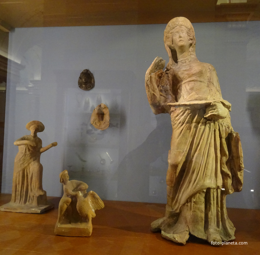 Зал культуры и искусства античных городов Северного Причерноморья. Экспонаты.