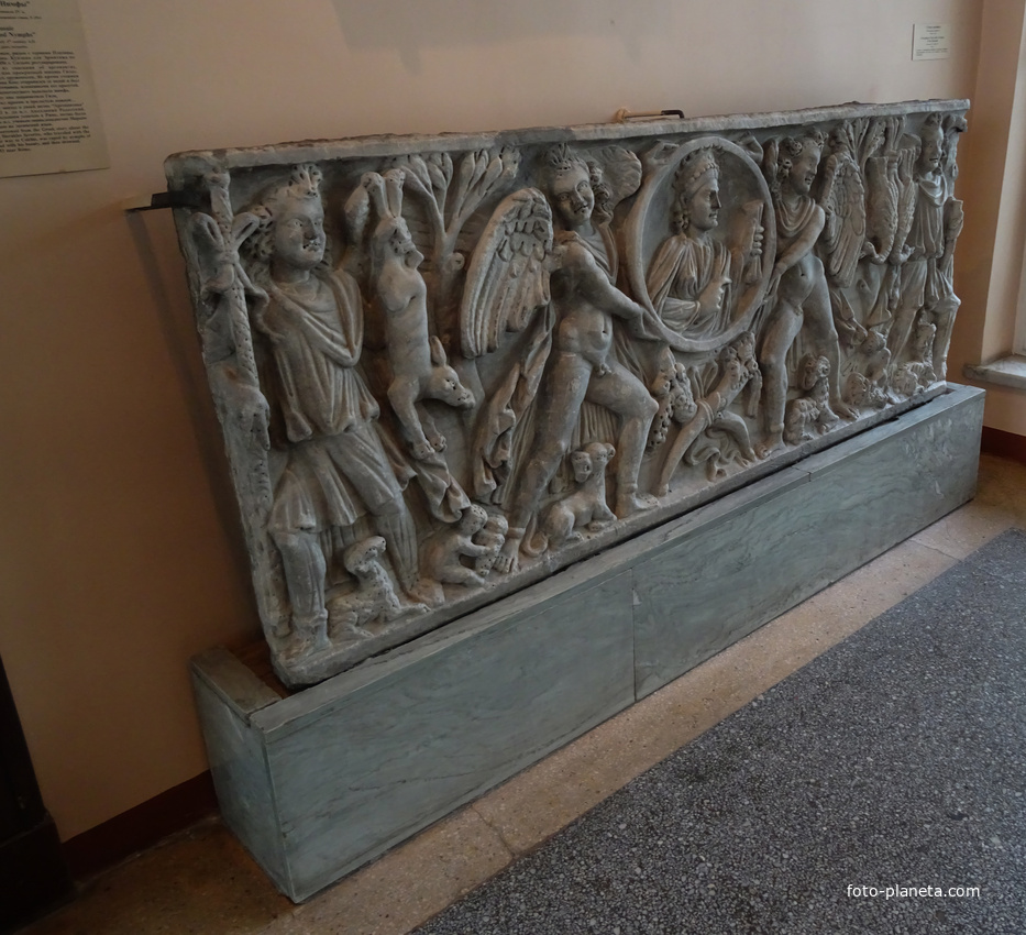 Эрмитаж. Стенка саркофага.