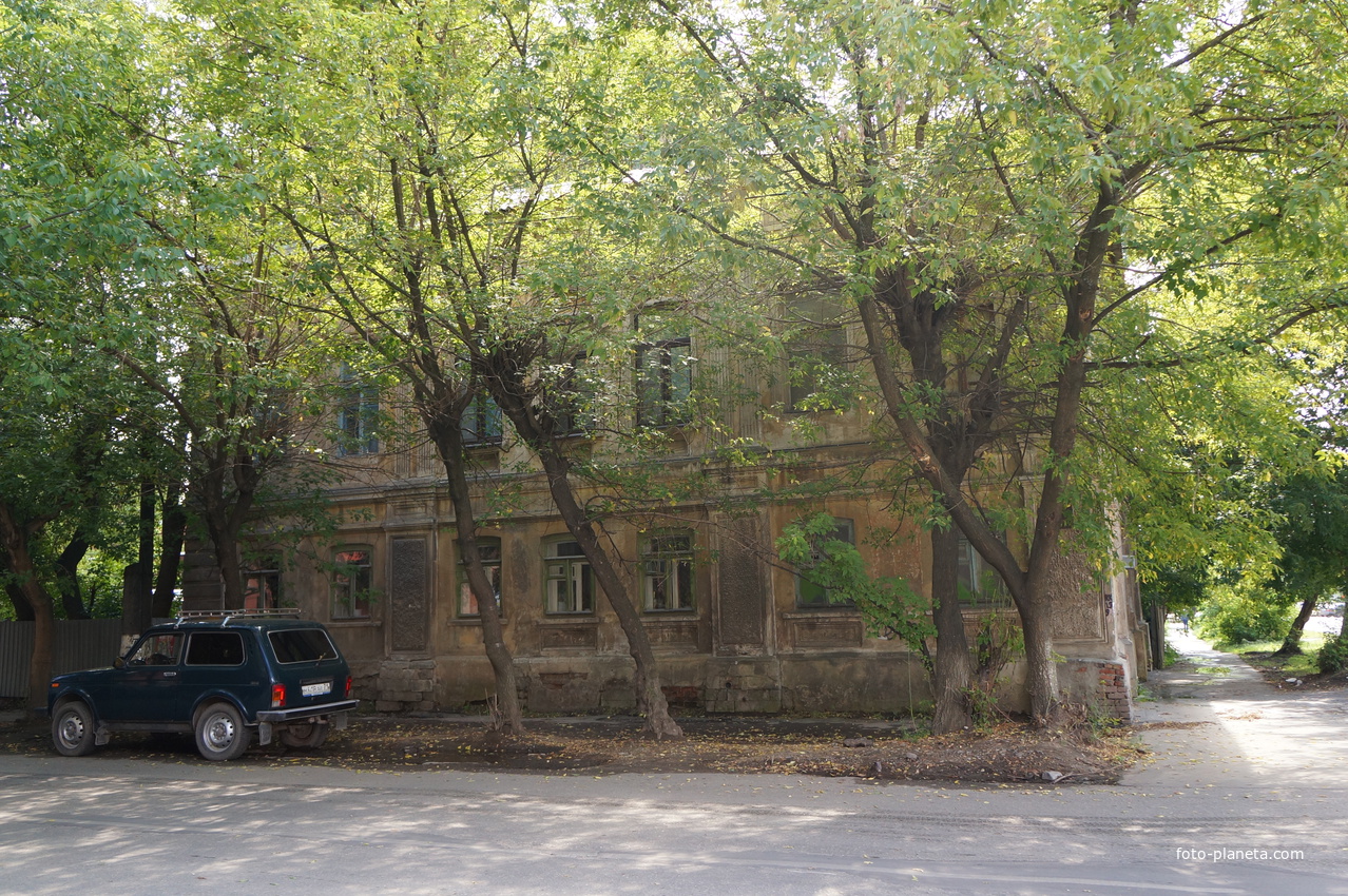 Арсенальная улица