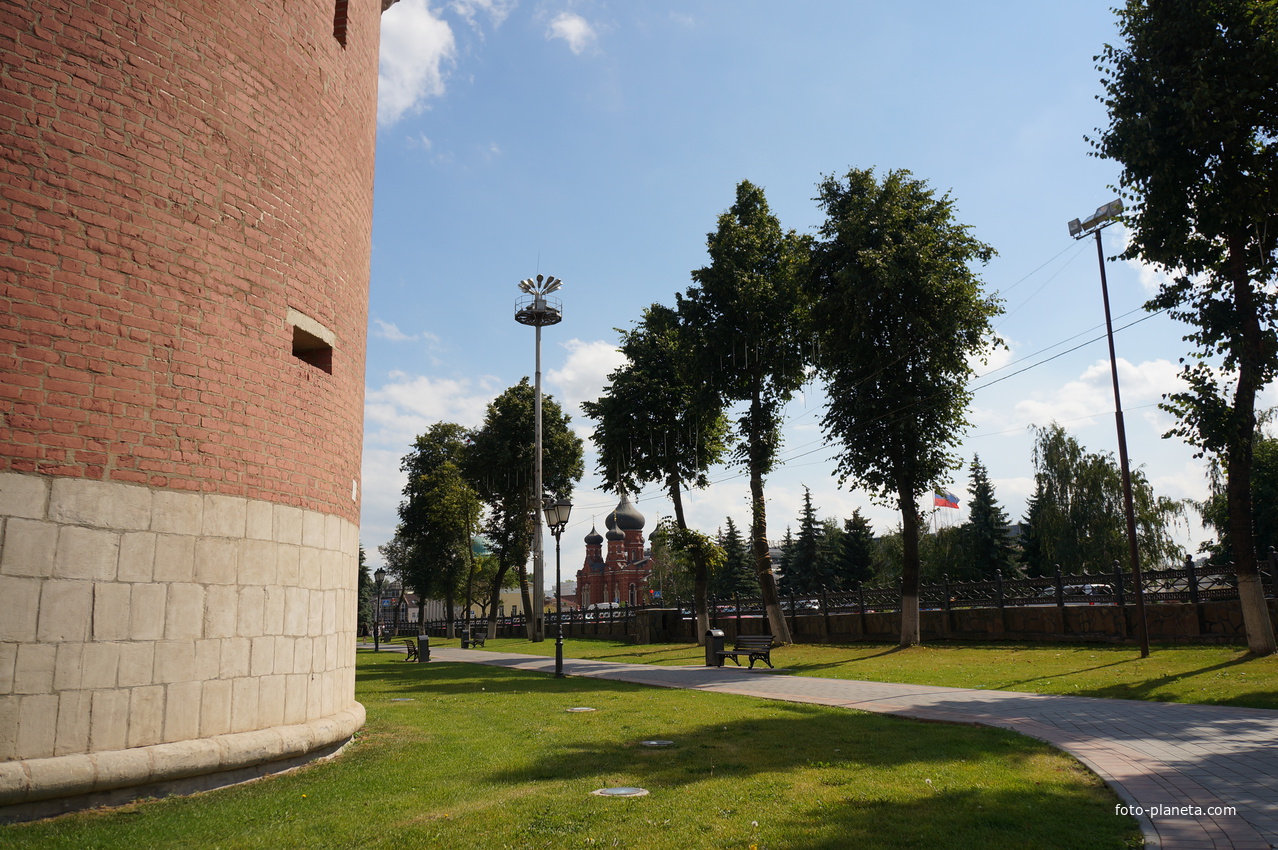 Сквер у стен Тульского Кремля