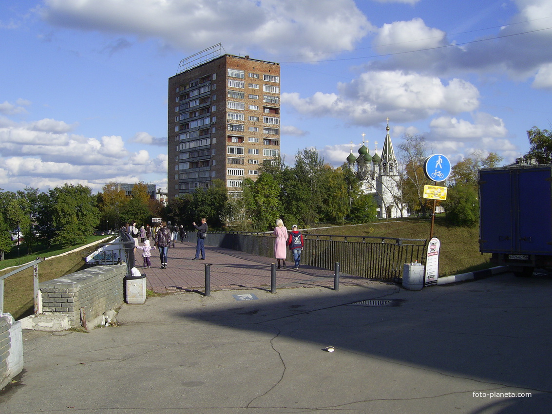 Переход на Набережной Федоровского