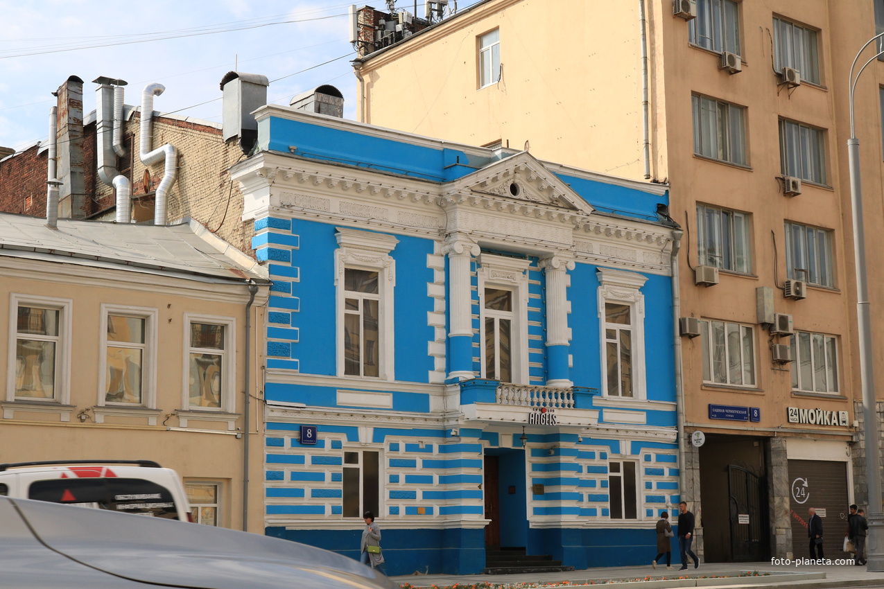 Садовая-Черногрязская улица