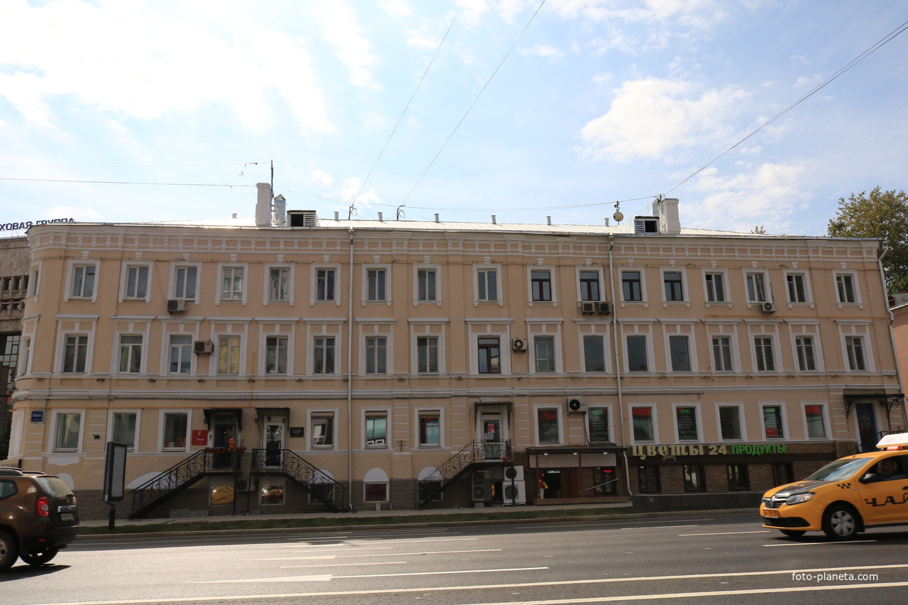 В доме располагалась гостиница Восточные Номера