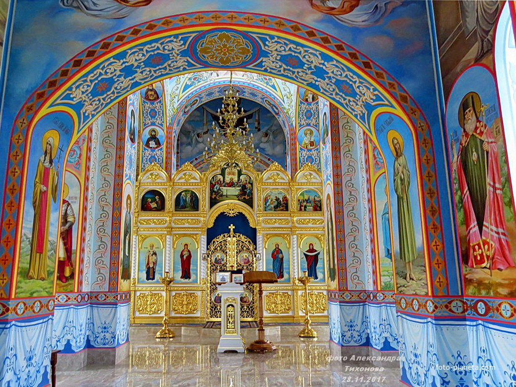Интерьер Покровского храма