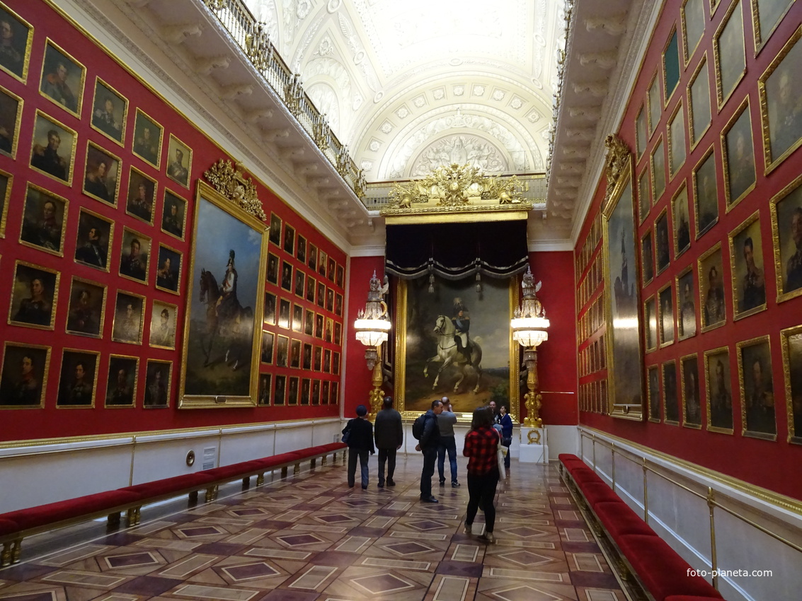 Военная галерея зимнего дворца фото
