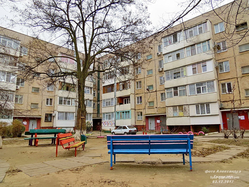 Королева 4 королев. Улица Академика Королева Волгодонск. Улица Академика Королева 8 в Волгодонске. Королева 4 Волгодонск. Волгодонск 1999 улица Академика Королева.