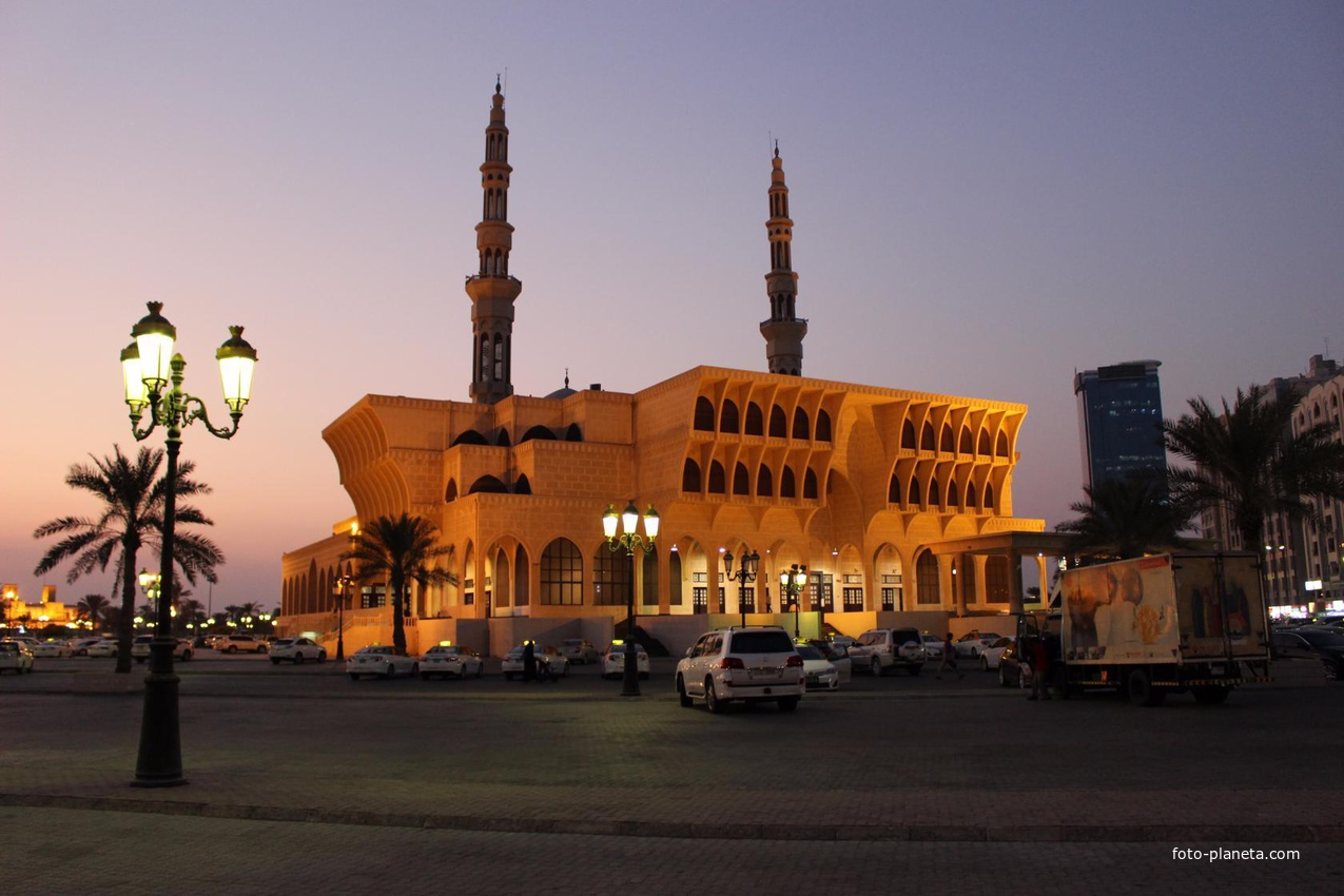 Шарджа. Мечеть короля Фейсала.