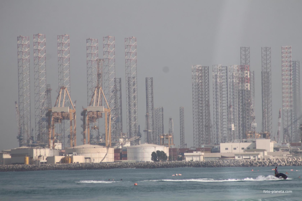 Шарджа. Порт.