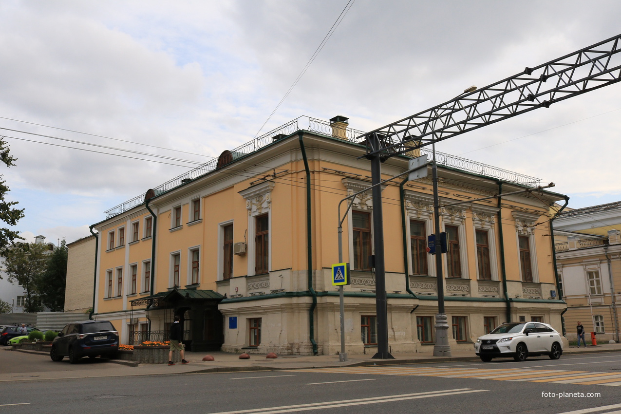 Городская усадьба Л. Долгова