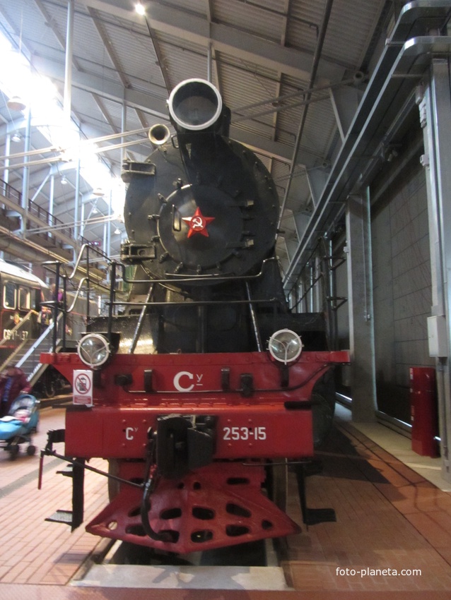 Музей железных дорог России. Пассажирский паровоз. Год выпуска 1950