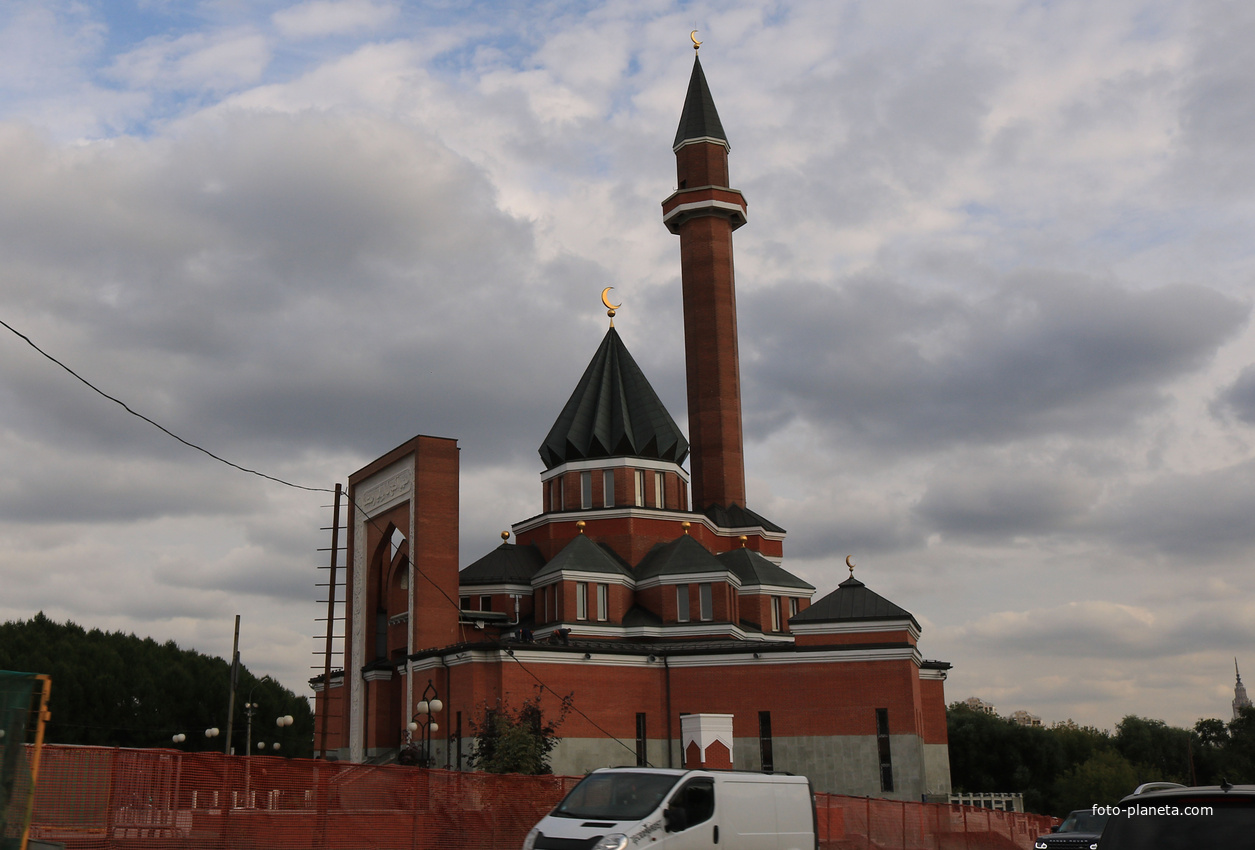 Мемориальная мечеть Шухада