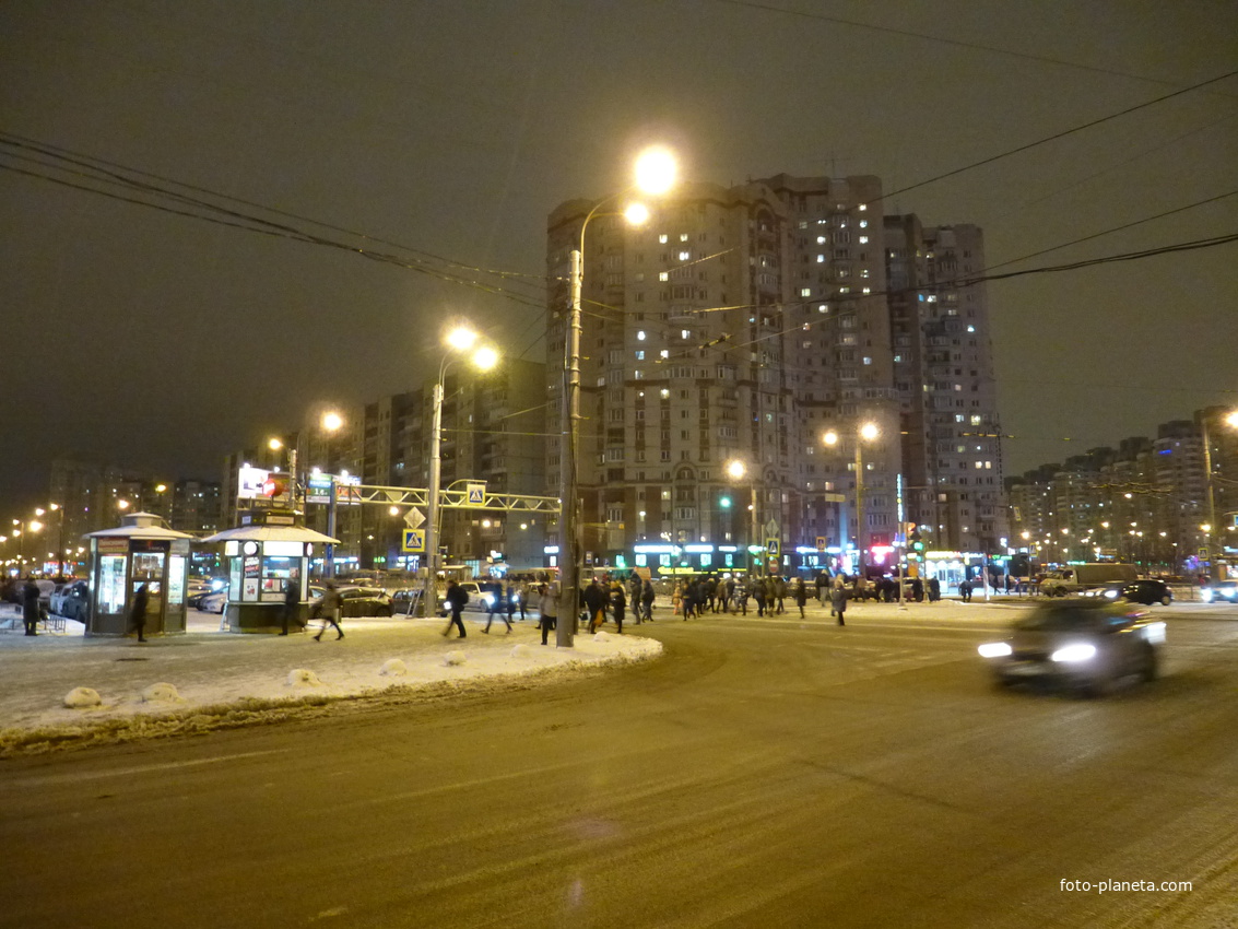 Яхтенная улица