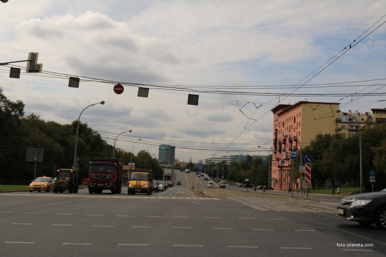 3-й Крутицкий переулок, Новоспасский мост